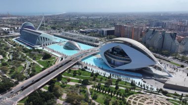 Valencia 'da Valencia Skyline İspanya' da. Fütürist Binalar. Şehir merkezindeki şehir manzarası. Valencia Valencia İspanya 'da. Güzel Skyline. Sanat Müzesi..