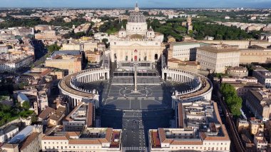 Vatikan Roma 'da Vatikan' da. San Pedro Bazilikası Manzaranın üstünde. Katolik Kilisesi. Vatikan Roma 'da Vatikan' da. San Pedro Meydanı Sahnesi. Dini geçmiş. Roma Skyline.