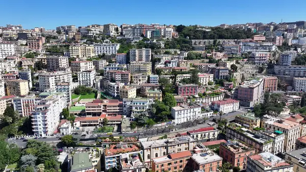 Napoli Skyline Campania İtalya 'da Napoli' de. Highrise Binaları Sahnesi. Şehir merkezindeki şehir manzarası. Napoli Skyline Campania İtalya 'da. Napoli Skyline. Bölge Havacılık Manzarası. İtalya Skyline.