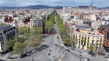 Barcelona Skyline Katalonya İspanya 'da. Doğa Parkı Sahnesi. Şehir merkezinde. Barselona Katalonya İspanya 'da. Kültür Mirası Skyline. Bahçe Sahnesi.
