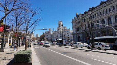 Madrid İspanya 'da Madrid Skyline. Ortaçağ İnşaat Sahnesi. Şehir merkezindeki şehir manzarası. Kültür Mirası Skyline. İspanya 'da Madrid Skyline. Güzel Madrid Caddesi.