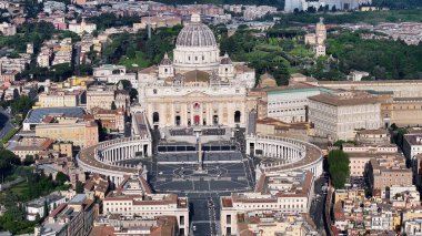 Vatikan Roma 'da Vatikan' da. San Pedro Bazilikası Manzaranın üstünde. Katolik Kilisesi. Vatikan Roma 'da Vatikan' da. San Pedro Meydanı Sahnesi. Dini geçmiş. Roma Skyline.