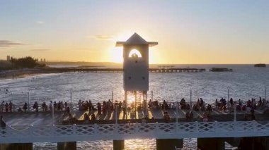 Fortaleza Ceara. Ceara Brezilya 'daki Fortaleza' da Günbatımı İngiliz İskelesi. Sunset Sahili. Doğa Iracema Sahili. Tatil Tatilleri. Ceara Brezilya 'daki Fortaleza' daki İngiliz İskelesi. Yaz Seyahati.