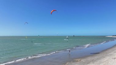 Brezilya 'nın Piaui şehrinde, Kajueiro Da Praia' daki Barra Grande Köyü. Sahil Skyline. Doğa manzarası. Yaz Gezisi. Brezilya 'nın Piaui şehrinde, Kajueiro Da Praia' daki Barra Grande Köyü. Tropikal Manzara.