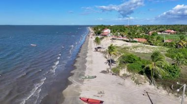 Tutoia Skyline, Tutoia, Brezilya 'da. Doğa Manzarası. Amerika 'nın Brezilya Deltası. Maranhao 'daki Tutoia Skyline. Riverside City 'de. Plaj manzarası. Tatil seyahatleri. Brezilya Kuzeydoğu.