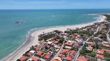 Piaui Brezilya 'daki Luis Correia' da Coqueiro Plajı. Sahil Skyline. Doğa manzarası. Yaz Gezisi. Piaui Brezilya 'daki Luis Correia' da Coqueiro Plajı. Tropikal Manzara.