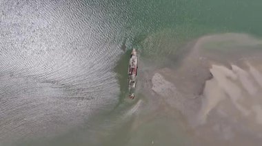 Tutoia Skyline, Tutoia, Brezilya 'da. Sahil Skyline. Doğa Düşük Dalga. Yaz Gezisi. Tutoia Skyline, Tutoia, Brezilya 'da. Gemi Enkazı Manzarası.