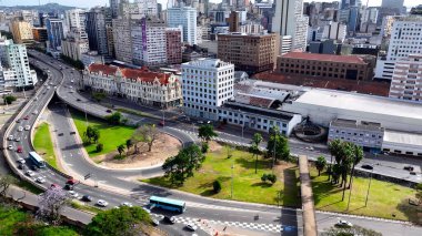 Porto Alegre Skyline In Porto Alegre Rio Grande Do Sul Brazil. Şehir Skyline Modern ve Geleneksel Mimariyi Gösteriyor. Altyapı Skyline Panoramik Şehir Görünümü Muhteşem.