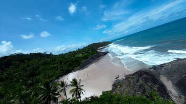 Itacare Bahia Brezilya 'daki Tiririca Plajı. Büyüleyici Tropikal Sahne Sahnesi Yukarıdan Görünüyor. Sahil Gökyüzü Sahil Kıyısı Yaz Zamanı. Sahil Sahil Sahili Panoramik. Itacare Bahia.