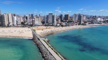 Fortaleza Skyline Ceara Brezilya Fortaleza 'da. Sahil şehri. Şehir merkezindeki şehir manzarası. Plaj manzarası. Fortaleza Skyline Ceara Brezilya Fortaleza 'da. Güzel Skyline. Brezilya Kuzeydoğu.