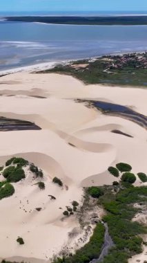 Tutoia Skyline, Tutoia, Brezilya 'da. Amerika 'nın Brezilya Deltası. Riverside City 'de. Maranhao 'daki Tutoia Skyline. Doğa manzarası. Adalar Ağı Su Yolları. Turizm Seyahati.