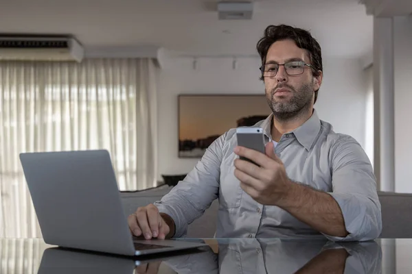 Brazilian Man Distracted His Cell Phone While Working Home Doing — Stockfoto