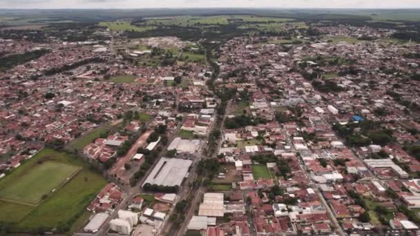 Latanie Nad Miastem Brotas Wnętrzu Stanu Paulo Brazylia Miasto Rzekami — Wideo stockowe