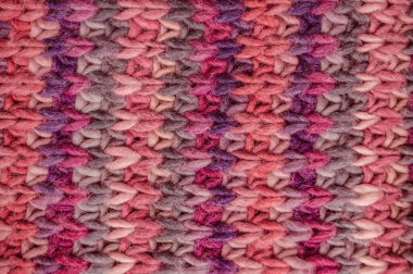 Keten örgü yün. Eski dokuma kumaşı. Örgü Giyim Tatil Arkaplanı. Yumuşak örgülü kumaş. Kırmızı Macro İpliği. Kuzey Kış Dekorasyonu. Fiber tuval nakış. Soyut Yün.