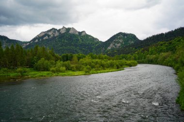 Pieniny Dağları, Polonya 'da Üç Crown Massif ve Dunajec Nehri