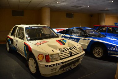 Monako Otomobil Müzesi 'ne yakın çekim