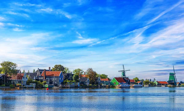 Заандидж Нидерланды Панорама Традиционных Голландских Домов Реке Заан Заандейке Нидерланды — стоковое фото