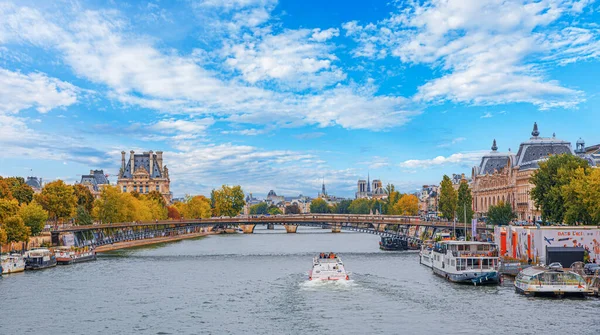 法国巴黎 2015年9月24日 法国巴黎塞纳河景观 — 图库照片