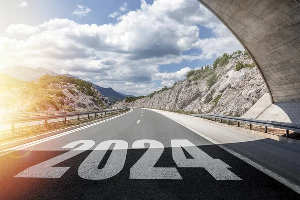 Leerer Straßenasphalt Und Neujahrskonzept 2024 Das Kommende Jahr 2024 Bringen Stockbild
