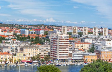 Zadar, Hırvatistan. Gökyüzünden eski şehrin panoramik görüntüsü.