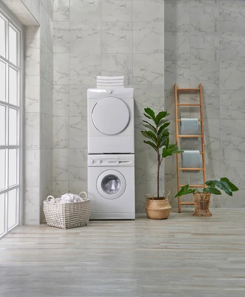 Máquina Lavar Secar Uma Fileira Estilo Sala Banho Decorativo Conceito — Fotografia de Stock