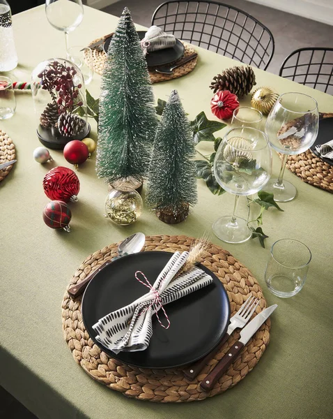 Christmas New Year Dinner Table Serving Green Tablecloth Accessory Tree — Stock Photo, Image