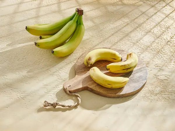 Banana Wooden Table Healthy Lifestyle Yellow Green — Stock Photo, Image