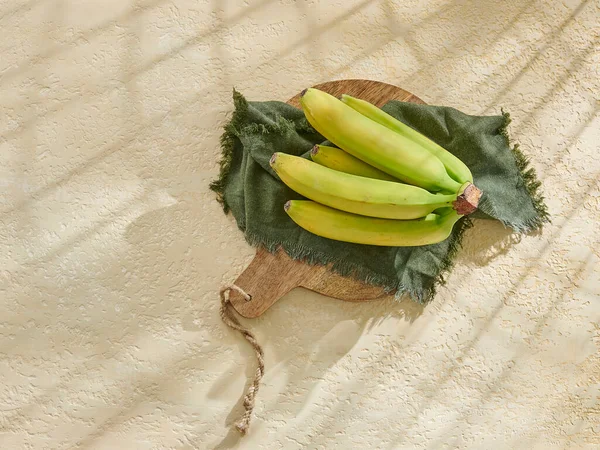 Plátano Está Mesa Madera Estilo Vida Saludable Amarillo Verde — Foto de Stock
