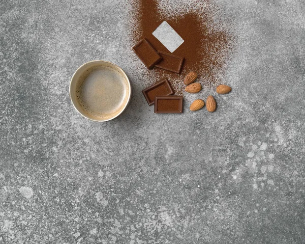 Keramische Beker Chocolade Wafel Marmeren Achtergrond — Stockfoto