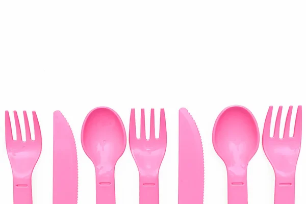 Cucharas Plástico Rosa Tenedores Cuchillos Para Acampar Aislados Blanco —  Fotos de Stock