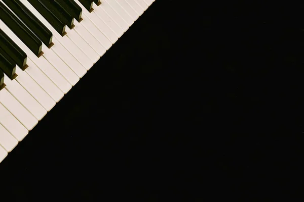 音乐家 娱乐制作人的名片 黑色钢琴钥匙 — 图库照片