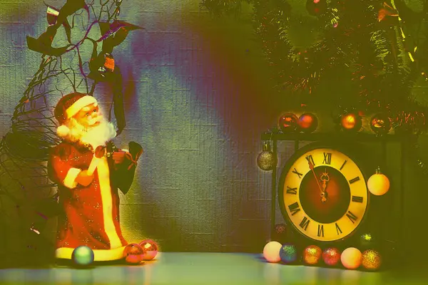 Santa Claus Vintage Clock New Year Christmas Toys Garlands — Stock Photo, Image
