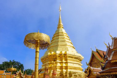 Phra Doi Suthep Tapınağı Tayland, Chiang Mai 'deki Budist tapınağıdır. Chiang Mai 'nin dini bir turistik cazibesi.