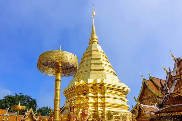 Phra Doi Suthep Tapınağı Tayland, Chiang Mai 'deki Budist tapınağıdır. Chiang Mai 'nin dini bir turistik cazibesi.