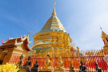 Phra Doi Suthep Tapınağı Tayland, Chiang Mai 'deki Budist tapınağıdır. Chiang Mai 'nin dini bir turistik cazibesi.