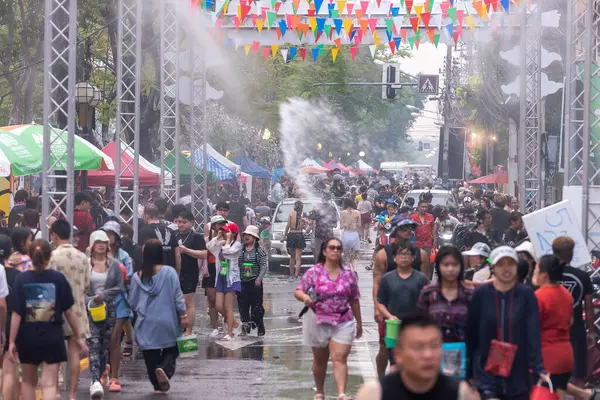 Чанг Май Таиланд Апреля 2023 Года Тайский Народ Турист Получают — стоковое фото