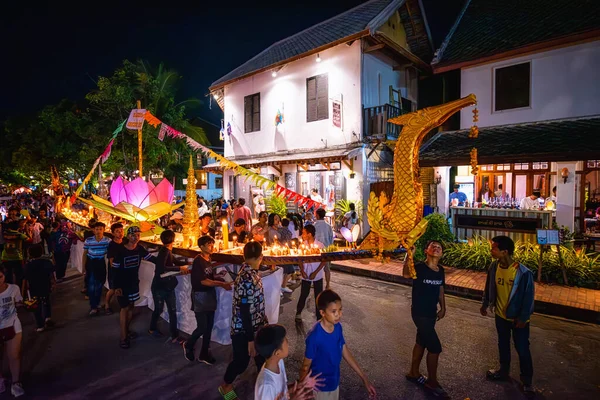 Luang Prabang Laos Ottobre 2019 Sfilata Lampada Festival Delle Lanterne — Foto Stock