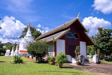 Wat Chan Budist tapınağı Tayland 'ın Chiang Mai bölgesinde gözlüğe benzeyen bir kilise var. Eski Budist tapınağı 300 yıllık.