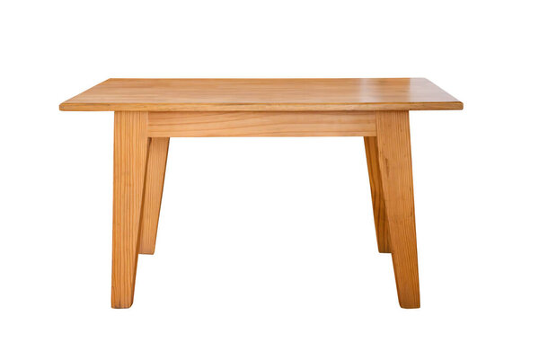 Современный деревянный стол изолирован на белом фоне, работа с вырезкой.