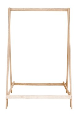 Basit ahşap elbise askısı kırpma yolu ile beyaz arkaplanda izole.