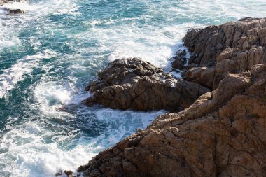 Denizdeki kayalar, Katalan Costa Brava, Akdeniz