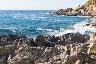 Denizdeki kayalar, Katalan Costa Brava, Akdeniz
