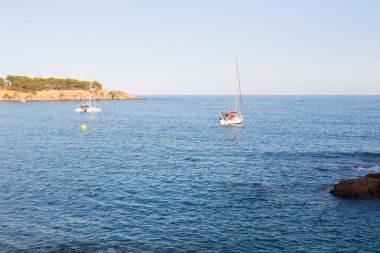 Costa Brava, Girona, S 'Agaro, Katalonya, İspanya' daki güzel kumsal.