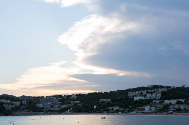 Girona, İspanya 'daki Katalan Costa Brava' daki S 'Agaro plajı.