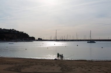 Costa Brava, Girona, S 'Agaro, Katalonya, İspanya' daki güzel kumsal.