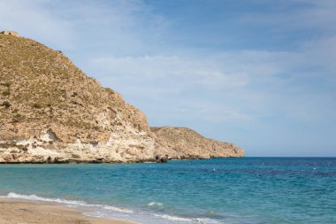 Almeria, Endülüs, İspanya 'da Cabo de Gata' nın vahşi plajlarını korudu.