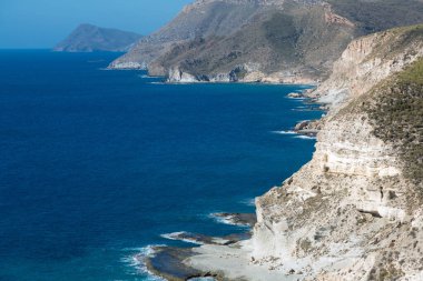 Almeria, Endülüs, İspanya 'da Cabo de Gata' nın vahşi plajlarını korudu.