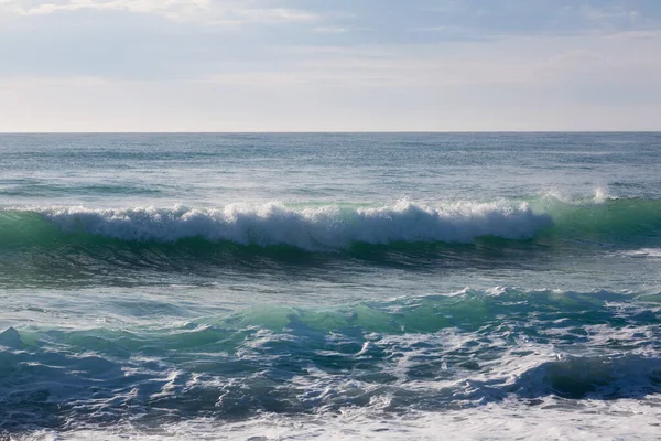 Blått Hav Med Vågor Lugn Och Medelhavet — Stockfoto