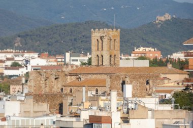 Blanes, Katalan Costa Brava 'nın başlangıcında Barselona eyaletinde bir Akdeniz köyü..