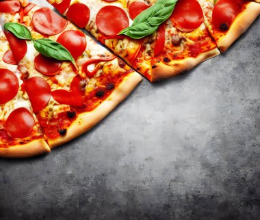 - Pizza. Geleneksel İtalyan mutfağı fast food. Gurme taze lezzetli ev yapımı pizza. Avrupa yemeği. Pizzacılar ve restoranlar için broşür ve poster.